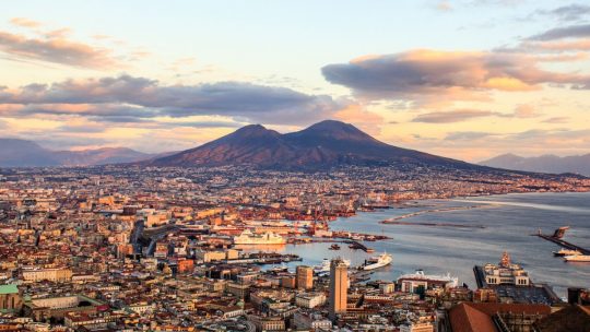 Scopri Napoli: la città del sole, del mare e della storia. 7 Cose da vedere